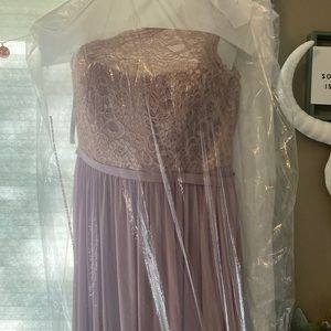 One Shoulder Long Lace Bridesmaid Dress
DAVID'S BRIDAL
F17063